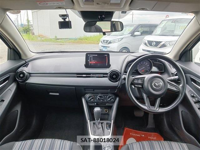 Mazda MAZDA2 2021-05 7877571-1