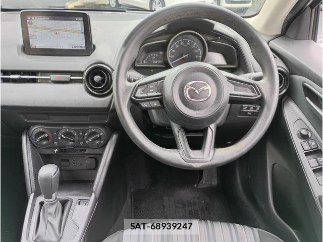 Mazda MAZDA2 2021-06 7877572-7