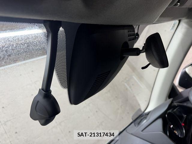 Mazda MAZDA2 2021-08 7877568-9