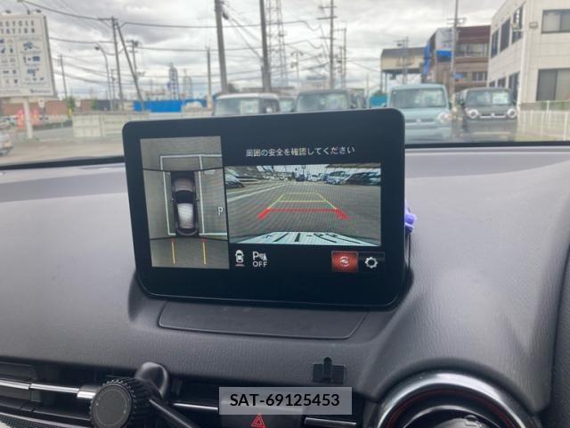 Mazda MAZDA2 2023-08 7877570-17