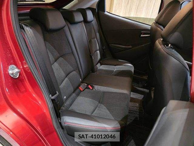 Mazda MAZDA2 2023-11 7877566-9