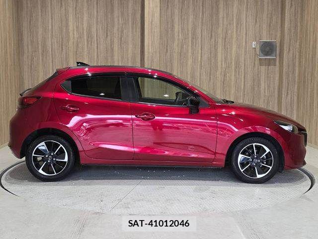 Mazda MAZDA2 2023-11 7877566-16