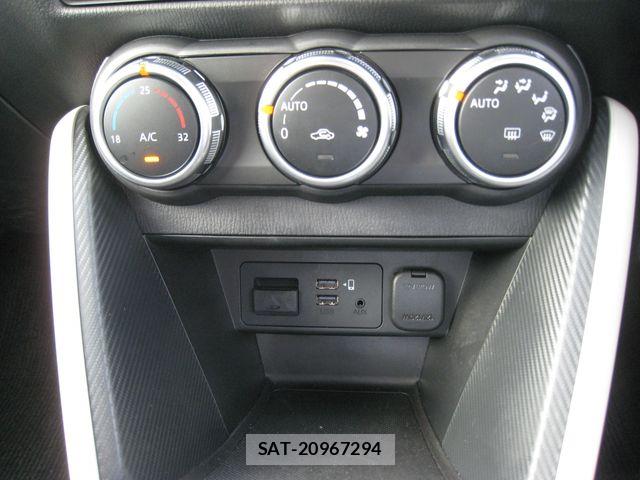 Mazda MAZDA2 2023-05 7962516-6