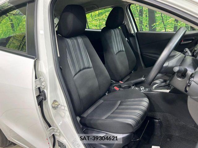 Mazda MAZDA2 2023-06 7979841-10