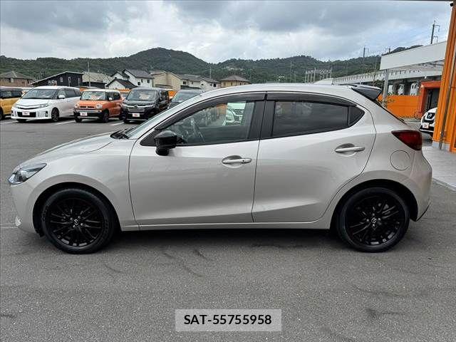 Mazda MAZDA2 2022-03 7979840-11