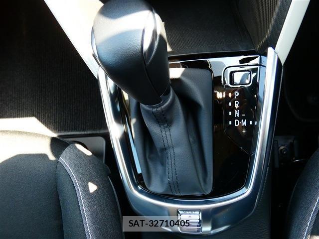 Mazda MAZDA2 2025-03 8036582-6
