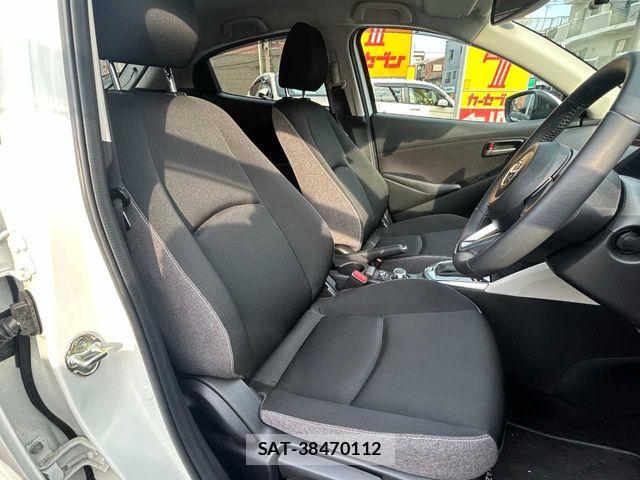 Mazda MAZDA2 2025-10 8074463-16