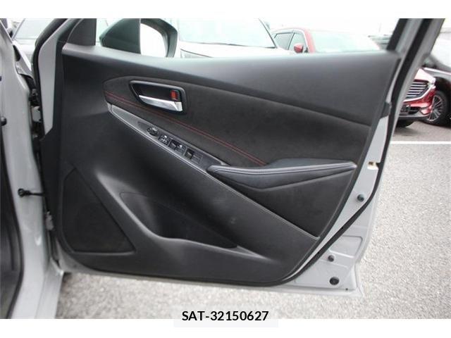 Mazda MAZDA2 2023-12 8100283-17