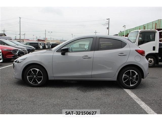 Mazda MAZDA2 2023-12 8100283-8