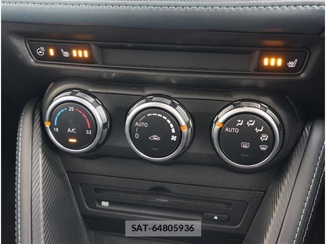 Mazda MAZDA2 2021-01 8100284-10