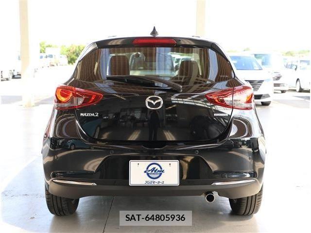 Mazda MAZDA2 2021-01 8100284-25
