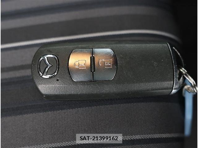 Mazda MAZDA2 2020-10 8100286-16
