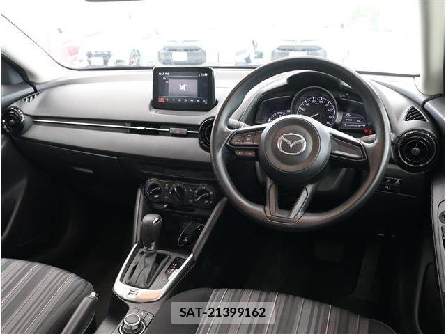 Mazda MAZDA2 2020-10 8100286-1