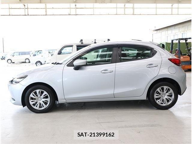 Mazda MAZDA2 2020-10 8100286-24