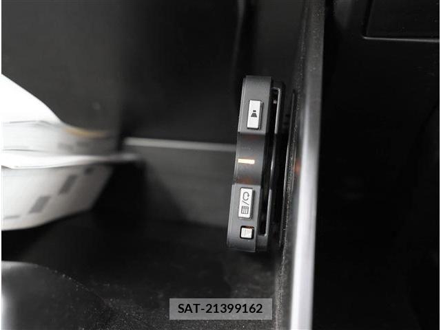 Mazda MAZDA2 2020-10 8100286-3