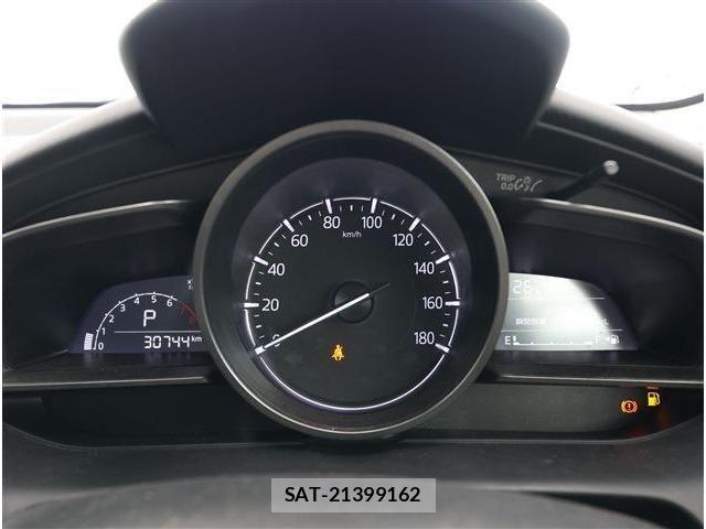 Mazda MAZDA2 2020-10 8100286-6
