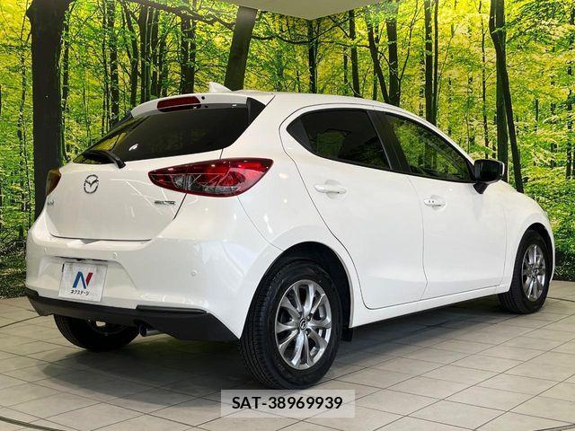Mazda MAZDA2 2021-03 8131104-16