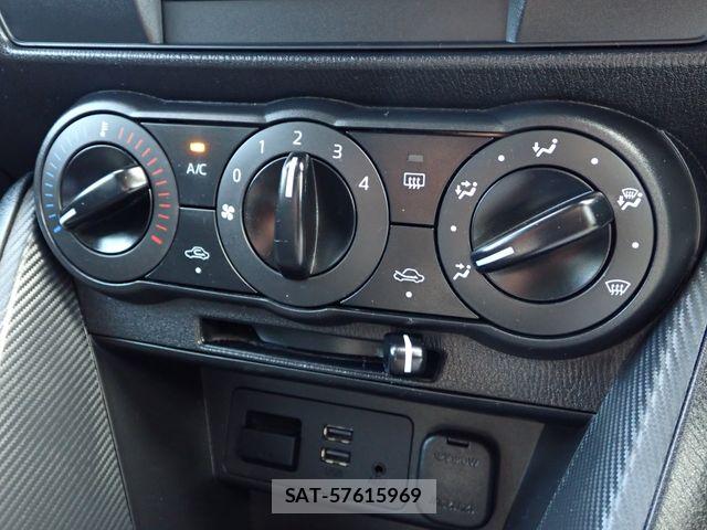 Mazda MAZDA2 2021-05 8158737-8