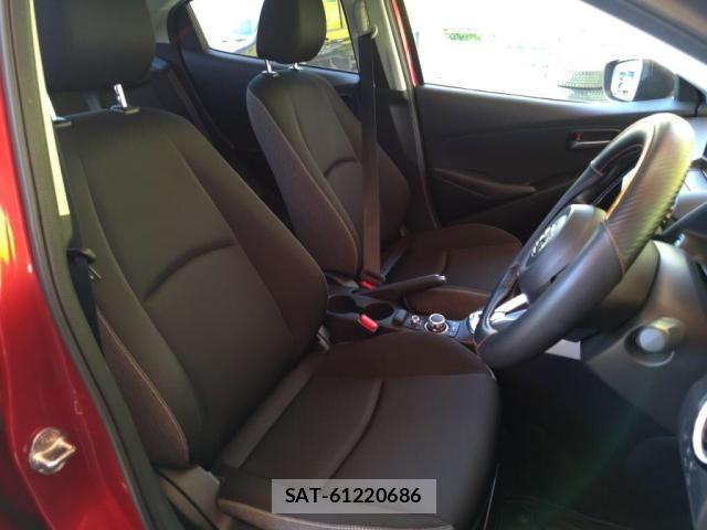 Mazda MAZDA2 2023-10 8208549-12