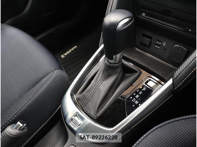 Mazda MAZDA2 2020-05 8208553-9