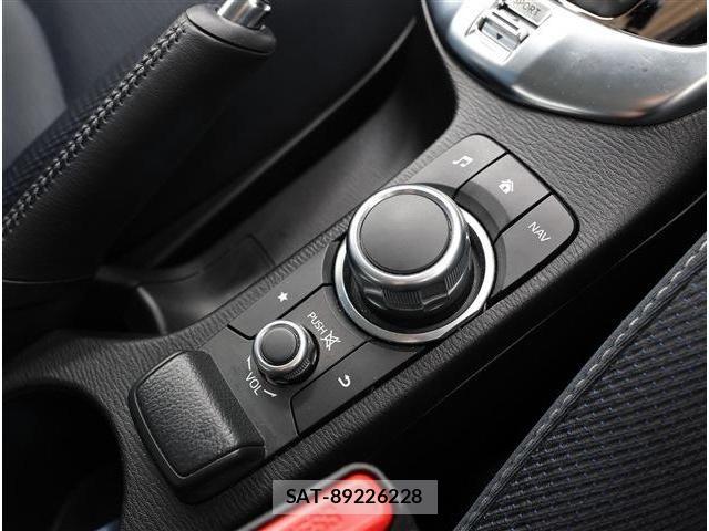 Mazda MAZDA2 2020-05 8208553-11