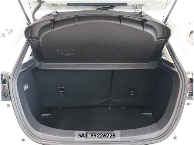 Mazda MAZDA2 2020-05 8208553-20