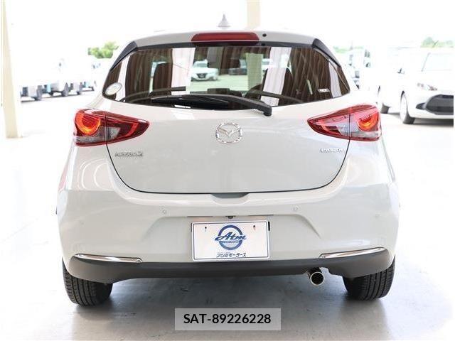 Mazda MAZDA2 2020-05 8208553-25