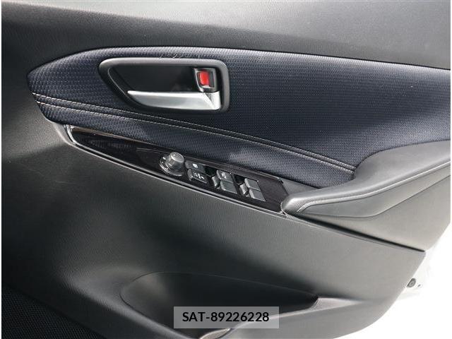Mazda MAZDA2 2020-05 8208553-5