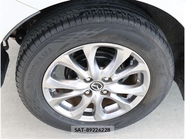 Mazda MAZDA2 2020-05 8208553-8