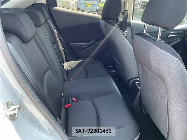 Mazda MAZDA2 2025-04 8208552-19