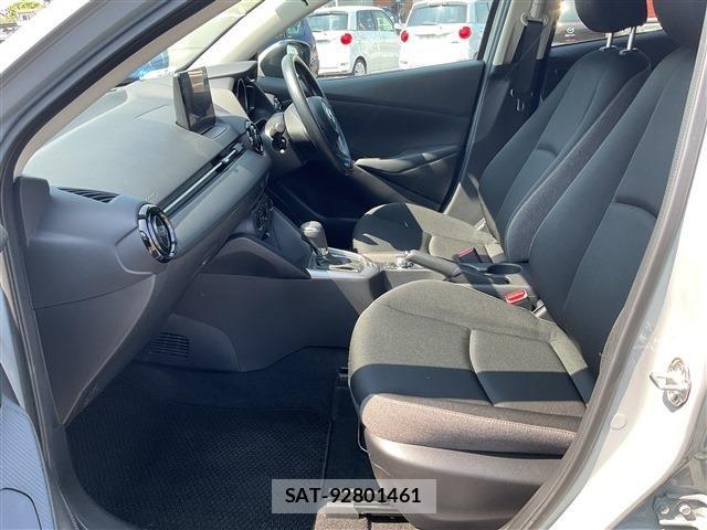 Mazda MAZDA2 2025-04 8208552-20