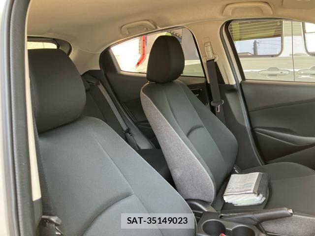 Mazda MAZDA2 2024-01 8230726-21