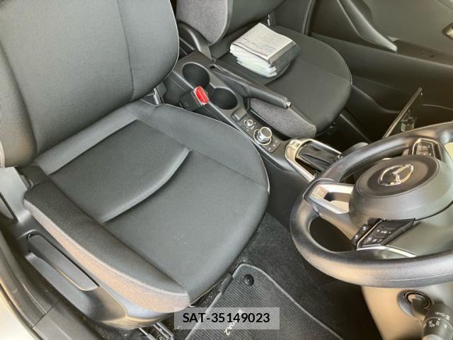 Mazda MAZDA2 2024-01 8230726-22