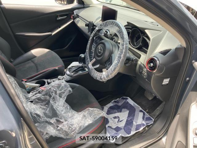 Mazda MAZDA2 2023-06 8230727-8