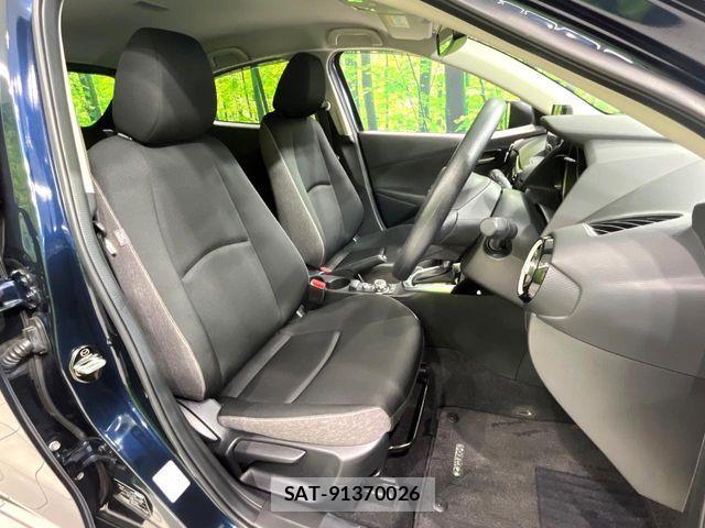 Mazda MAZDA2 2023-11 8245824-7