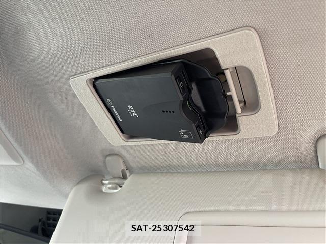 Mazda MAZDA2 2022-06 8315301-10