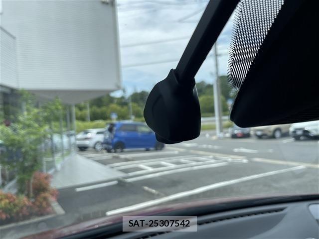 Mazda MAZDA2 2022-06 8315301-5