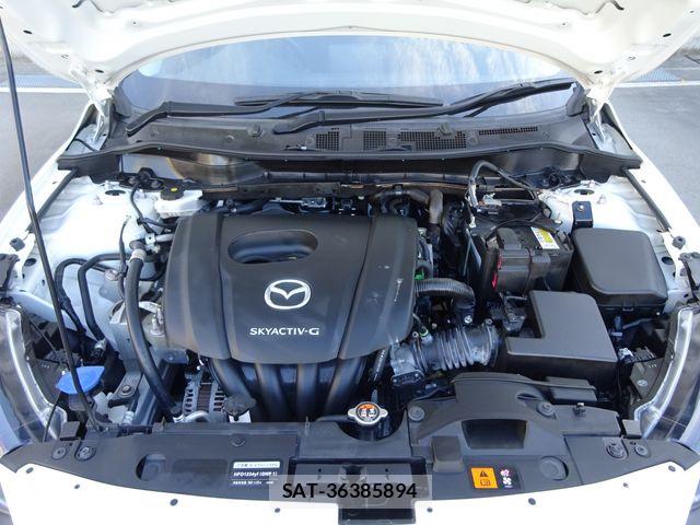 Mazda MAZDA2 2021-05 8335054-3