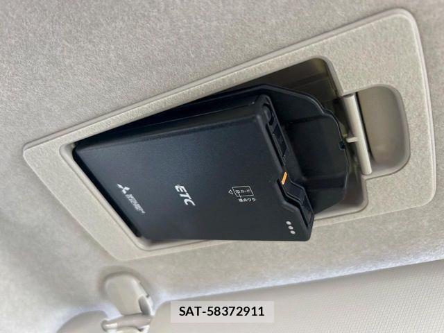 Mazda MAZDA2 2023-10 8354894-9