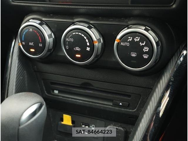 Mazda MAZDA2 2023-11 8354895-10
