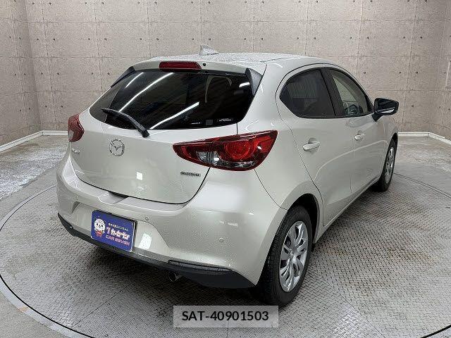 Mazda MAZDA2 2021-08 8366856-3