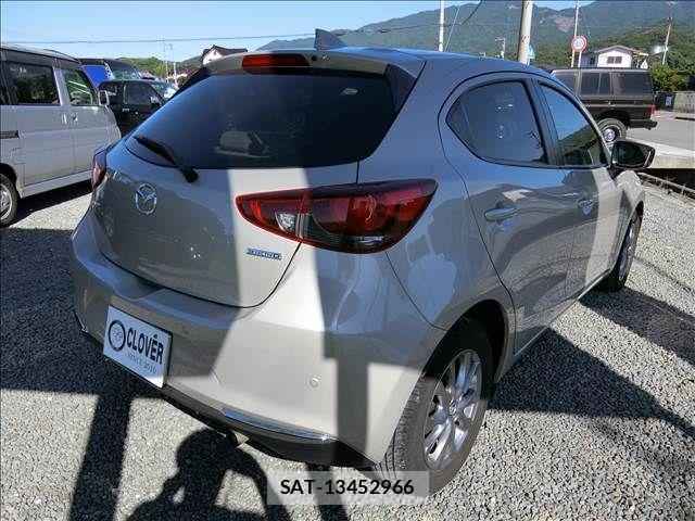 Mazda MAZDA2 2021-12 8371832-8