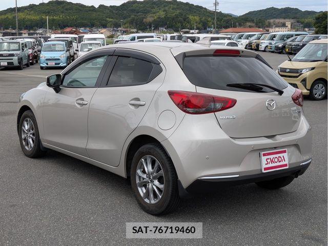 Mazda MAZDA2 2022-05 8413448-2