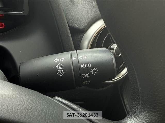Mazda MAZDA2 2019-09 8413447-23