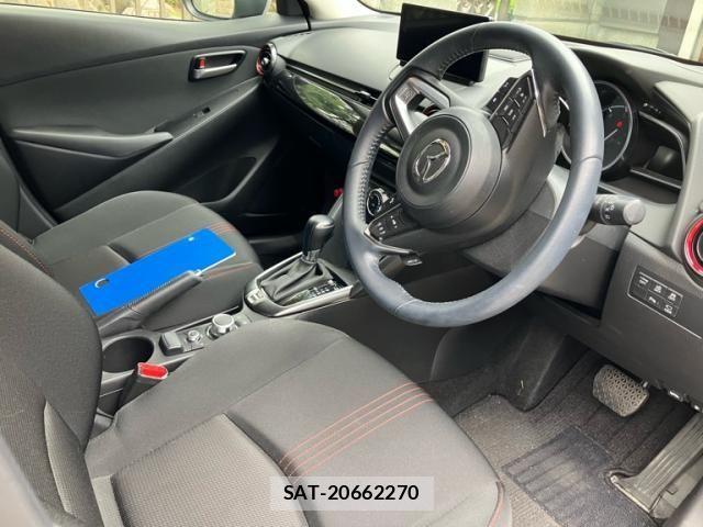 Mazda MAZDA2 2023-12 8413446-6