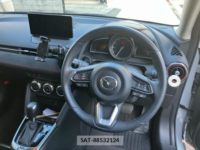 Mazda MAZDA2 2024-06 8485692-12