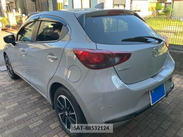 Mazda MAZDA2 2024-06 8485692-3