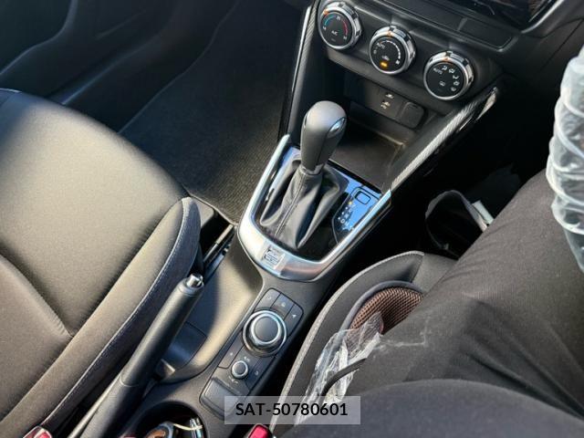 Mazda MAZDA2 2024-04 8525650-21