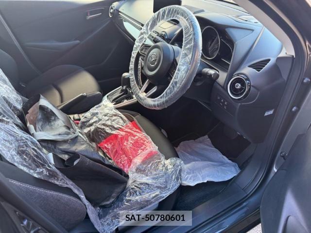 Mazda MAZDA2 2024-04 8525650-3
