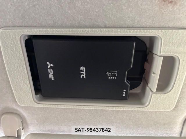 Mazda MAZDA2 2021-03 8562555-6